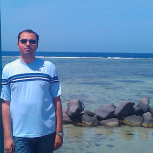 Meet your Posher, Amro